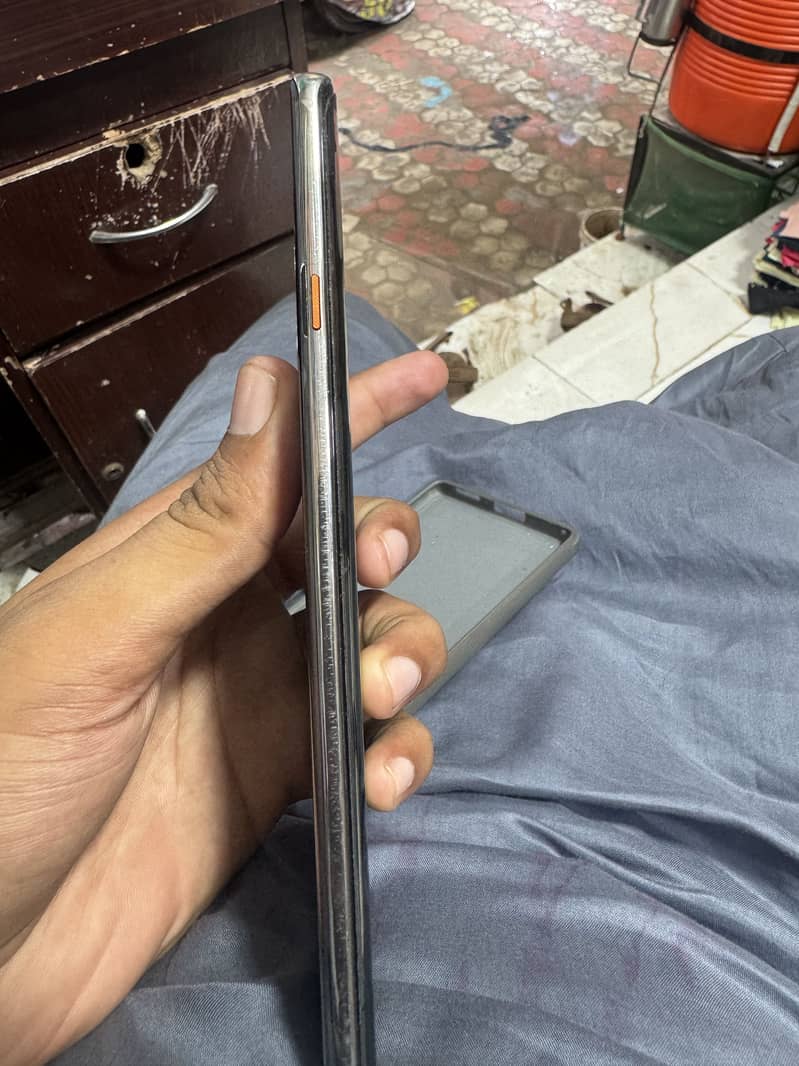 Camon 40 pro 2
