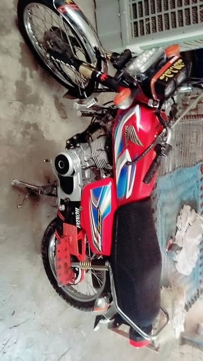 Honda 125 10 by 10 Condition