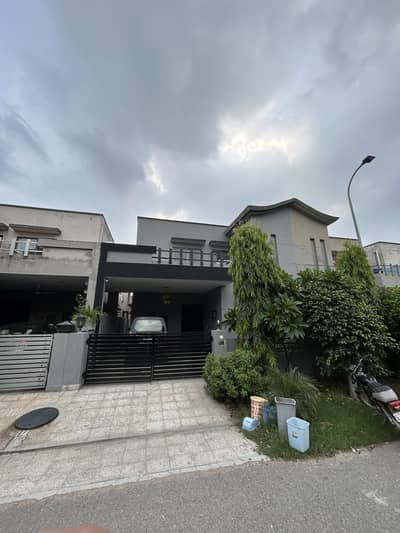8 Marla Renovated House for Sale In Divine Gardens