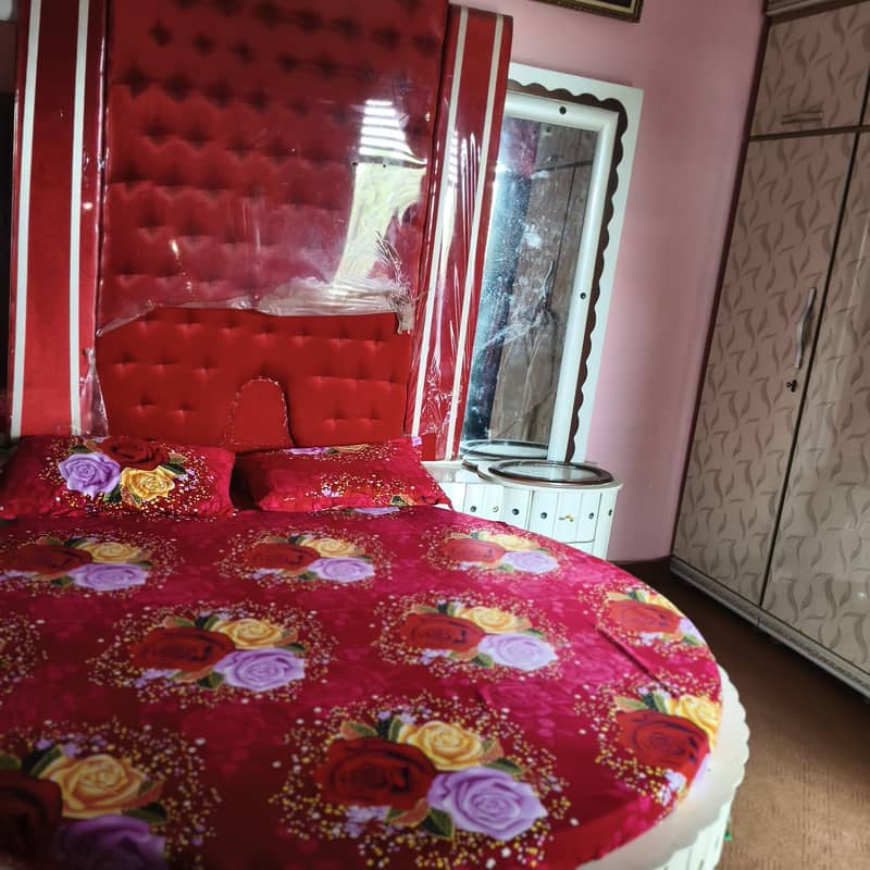 Bed or dressing 0
