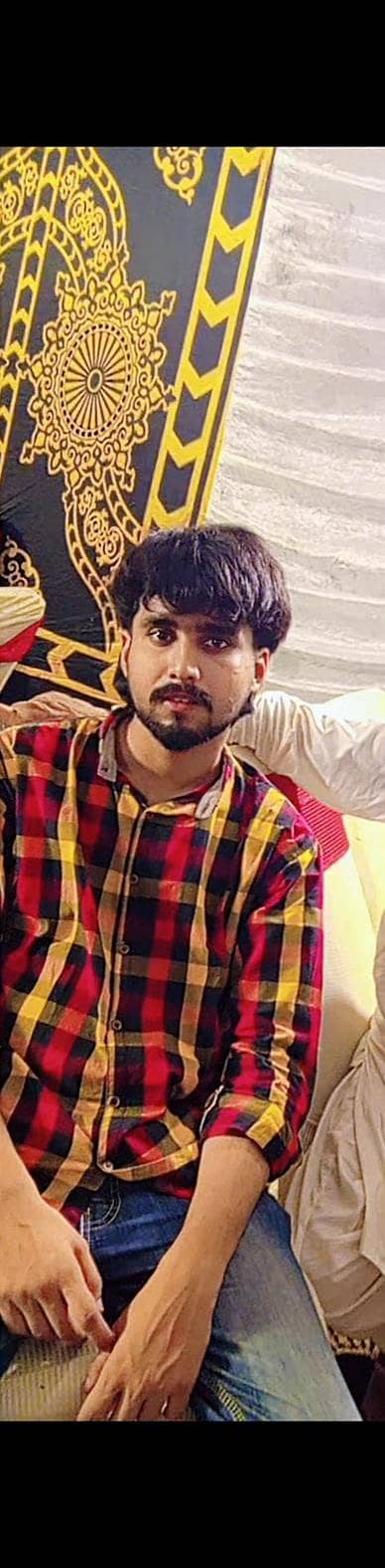 Mujhe job ki urgent zarorat hai, jisko zaroorat ho rabta kry shukriya