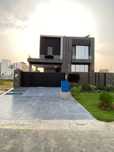 5 Marla Beautiful House for Rent in DHA Phase 9 Town, Lahore Prime Location