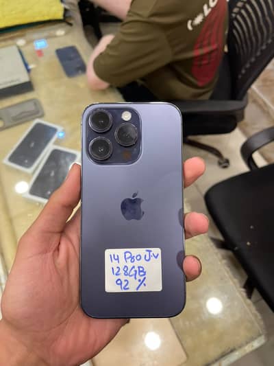 Apple iPhone 14 pro jv 128GB