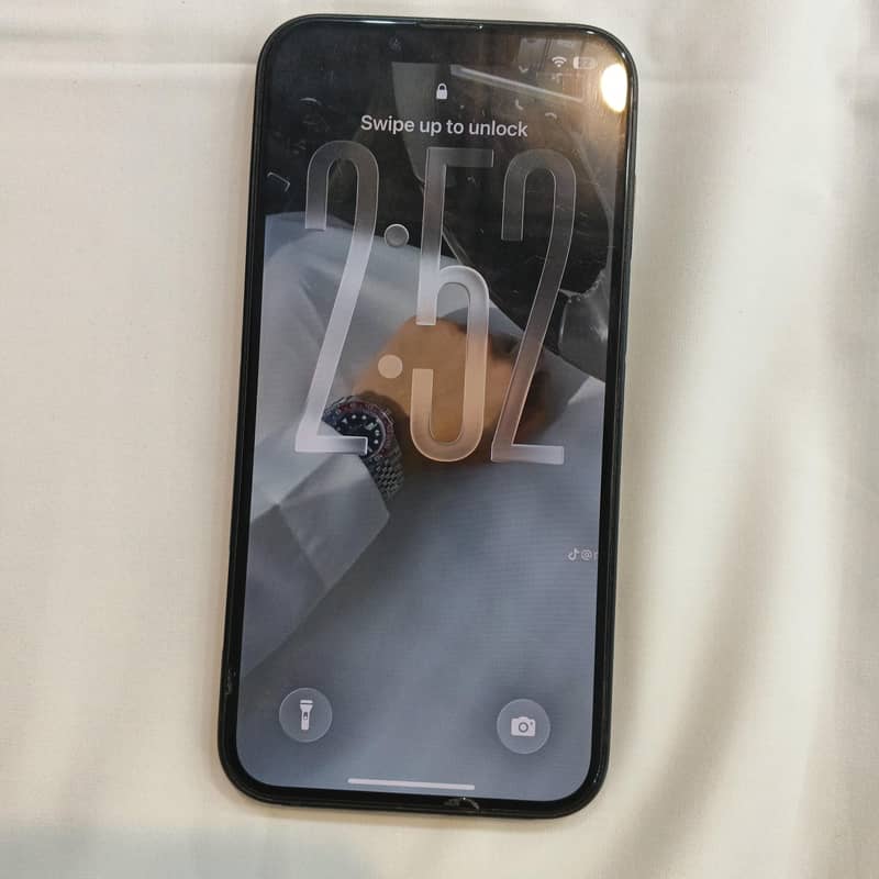 Apple iPhone 13 1