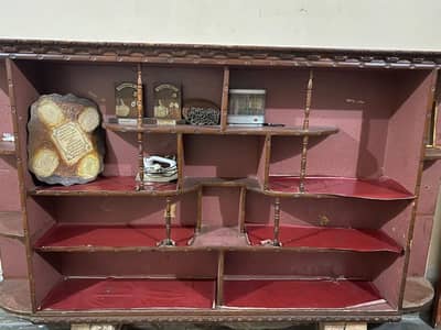 Wooden Almari in perfect condition