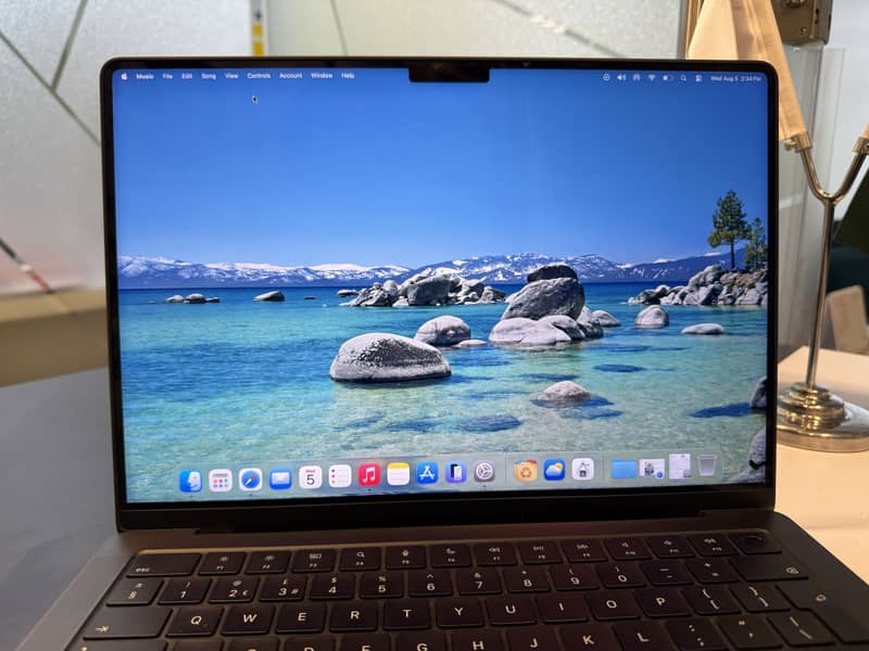 Apple MacBook Pro M4 2