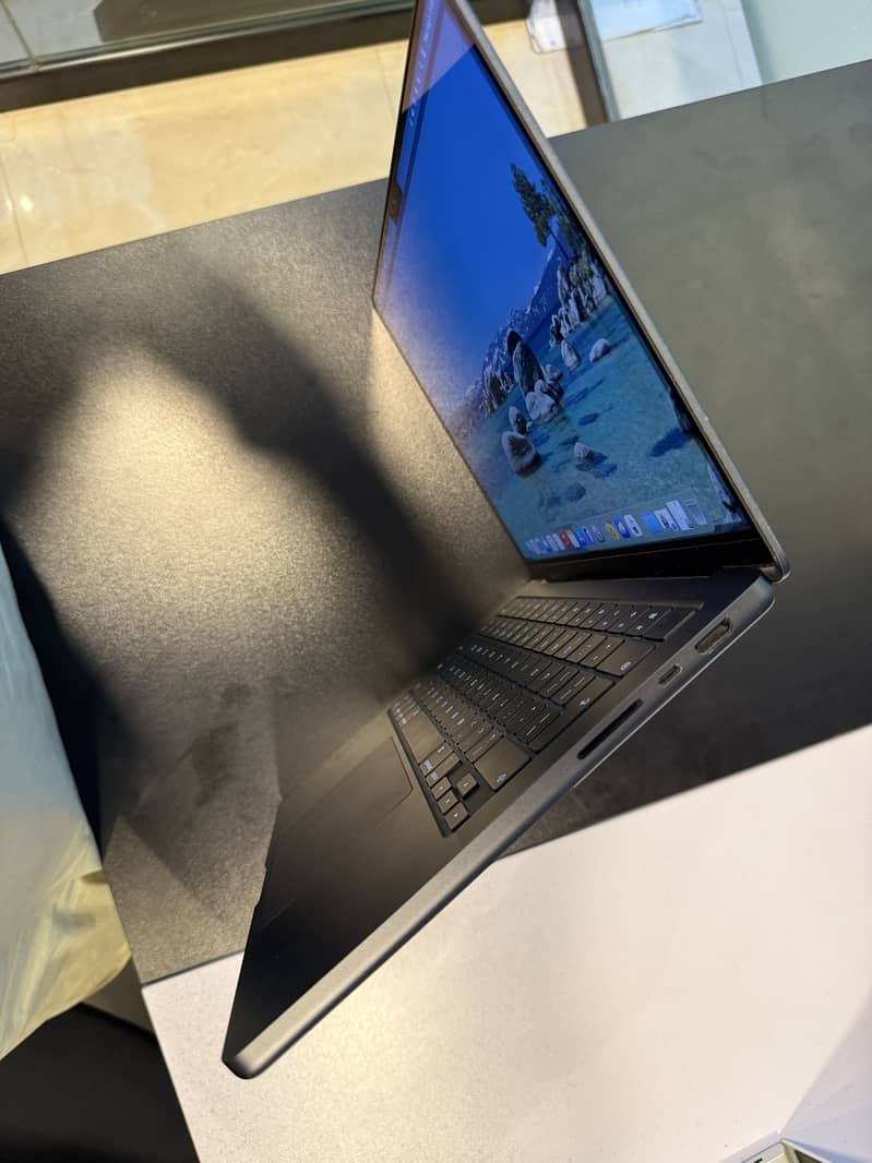 Apple MacBook Pro M4 6
