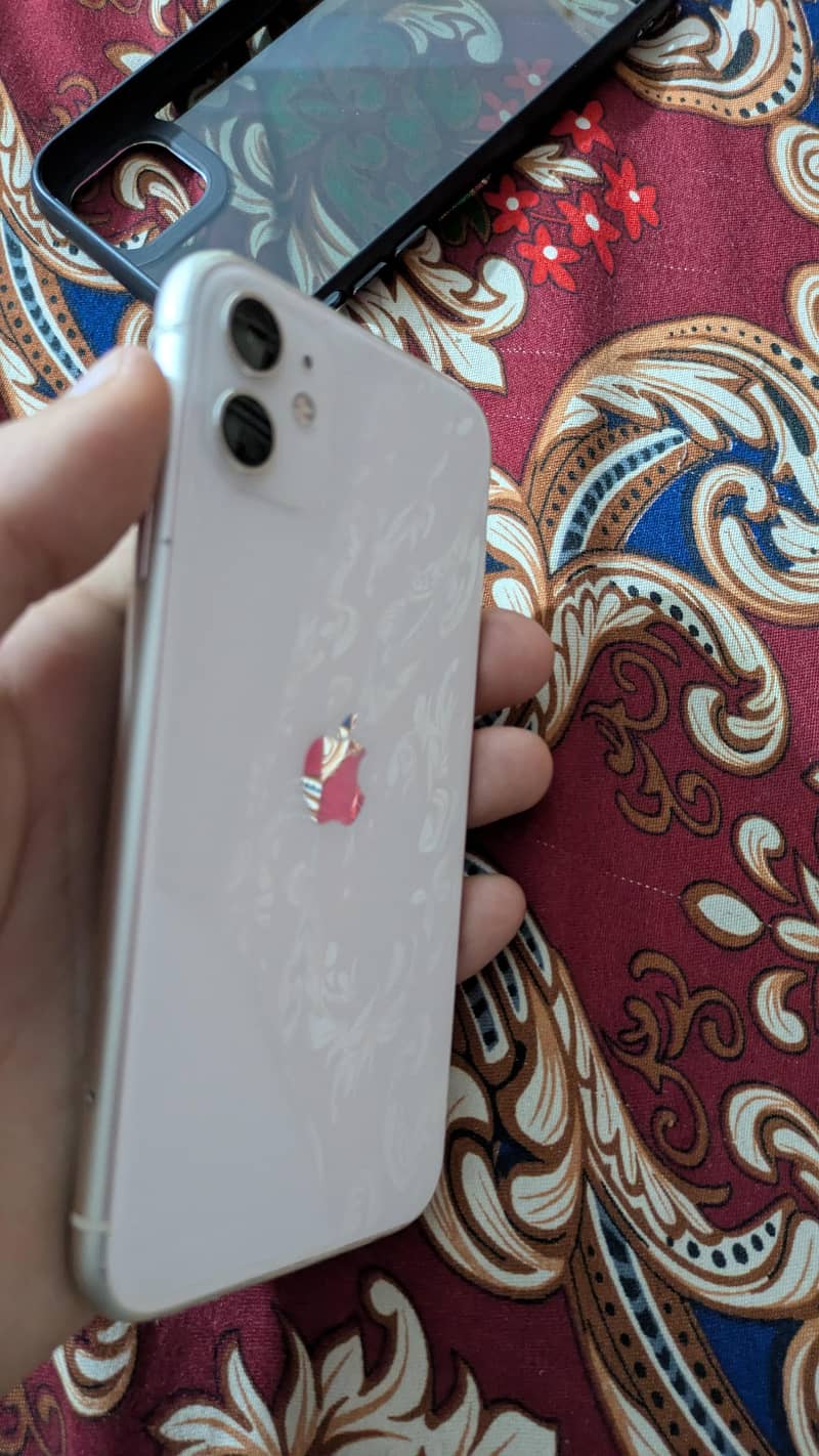Apple iPhone 11 1