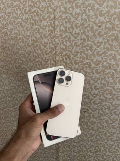 Apple iPhone 16 Pro Max