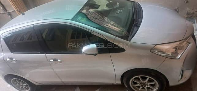 Toyota Vitz 2017
