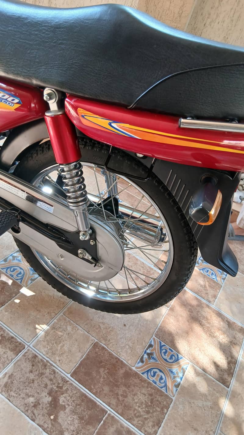 100cc 3