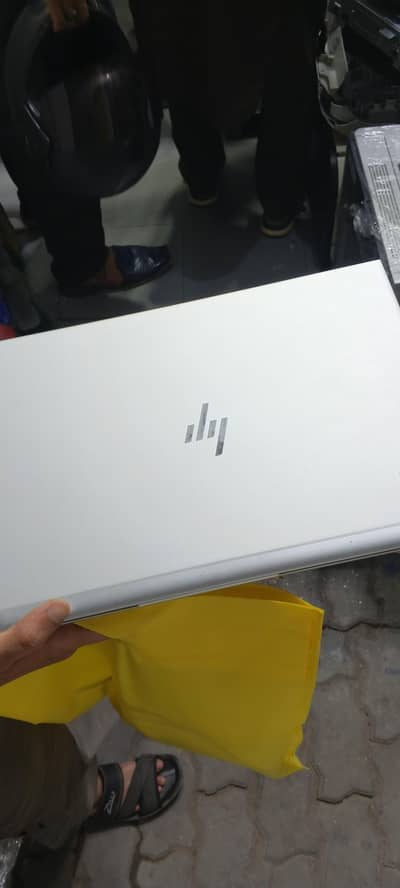 HP elitebook 840 g5 i5 8th gen Motherboard dead