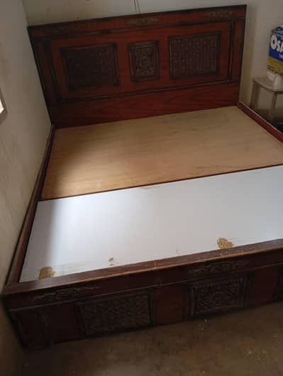 King size bed for sale condtion saf ha