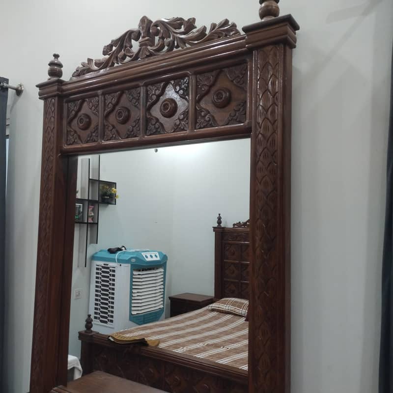 dressing table 2