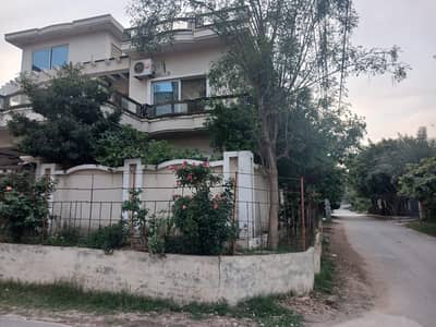 1 Kanal Single Storey House Available For Sale In Pakistan Town Phase 2