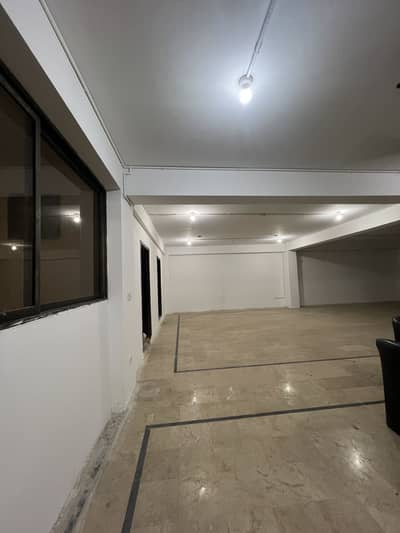 4000 Square Feet Hall Is Available On Rent In Korang Town
