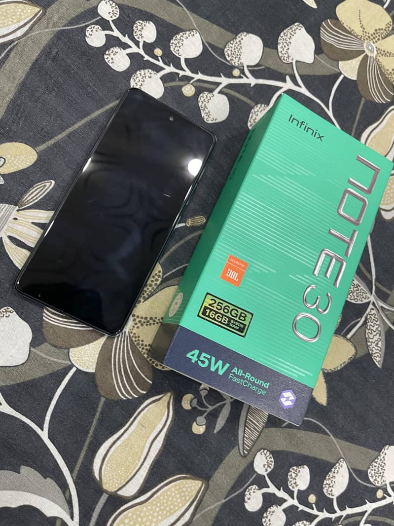 Infinix Note 30 1