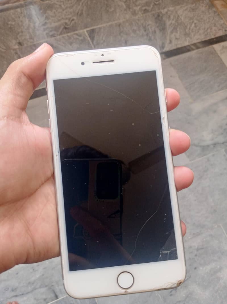 Apple iPhone 8 Plus 2