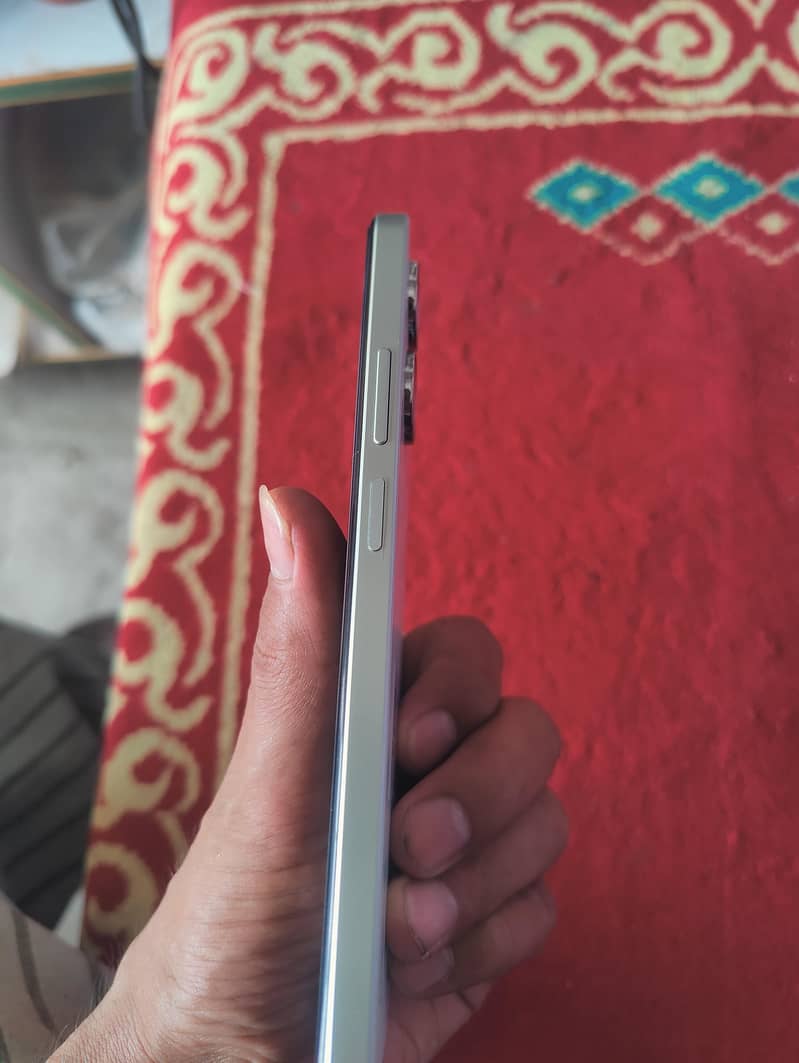 Realme Note 60x 4