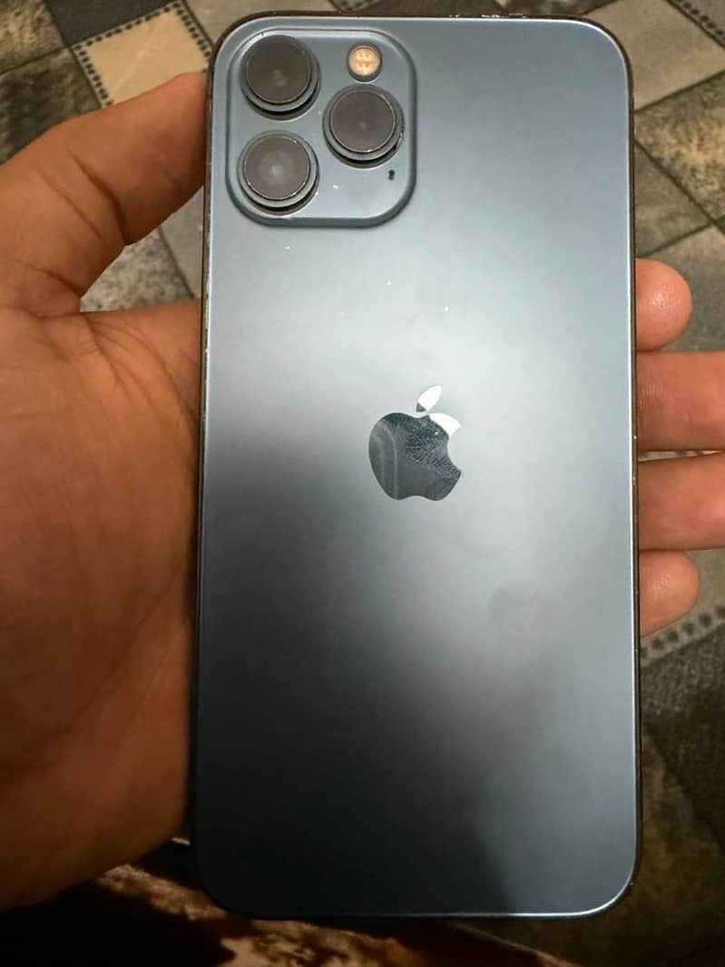 Apple iPhone 12 Pro Max 2