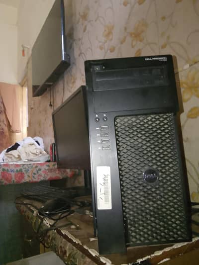 Dell Precision T1700 Complete Desktop Set with 24" Dell LED5000