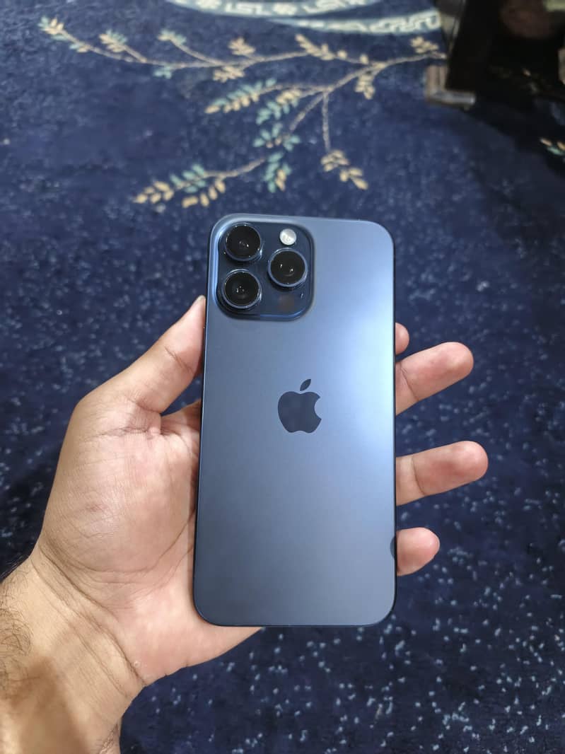 Apple iPhone 15 plus 2
