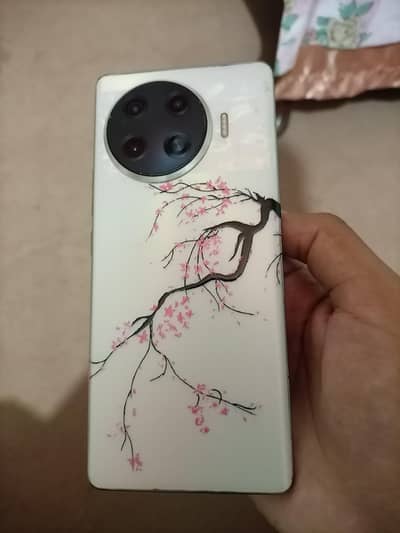 Tecno Spark 20 Pro Plus