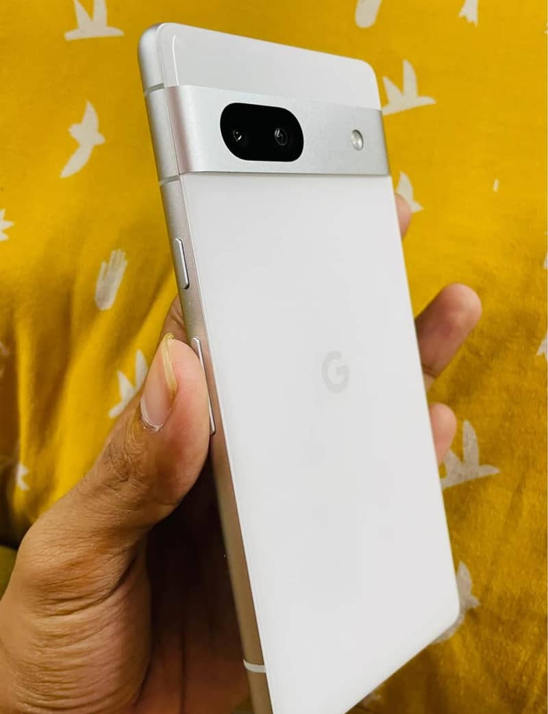 Google Pixel 7a 3