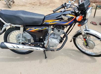 Honda 125 mint condition 10/10 for sale
