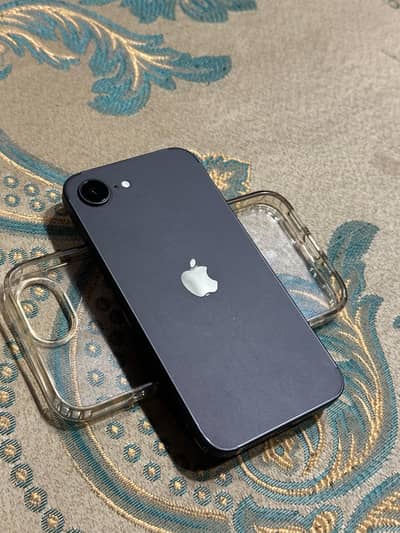 Apple iPhone 16e
