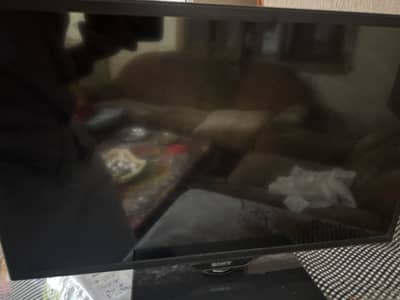 SONY 18 inches LCD