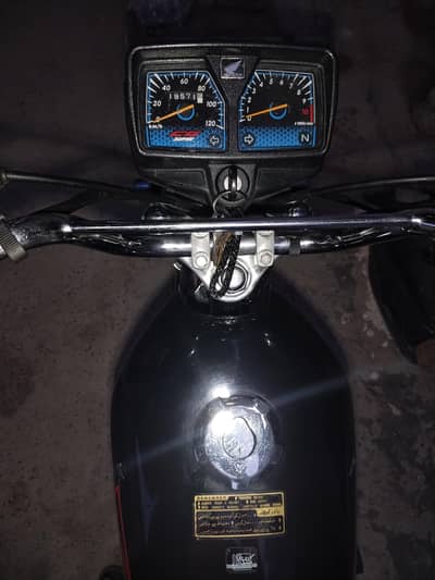 Honda 125cc black clour