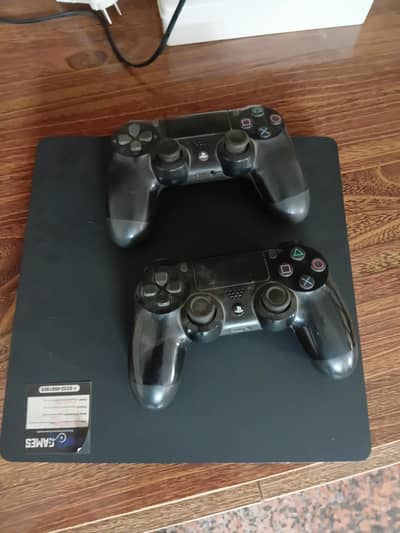 Sony PS4 Slim 1TB – Used – Excellent Condition – Non-Jailbreak
