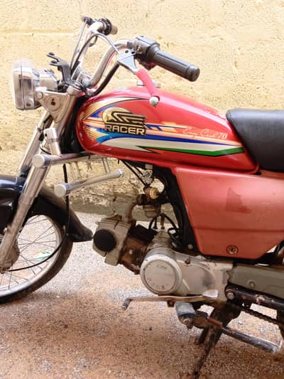 Racer bike hai Tanki genuine hai tyre new bike pe ek rupaye ka bi kam