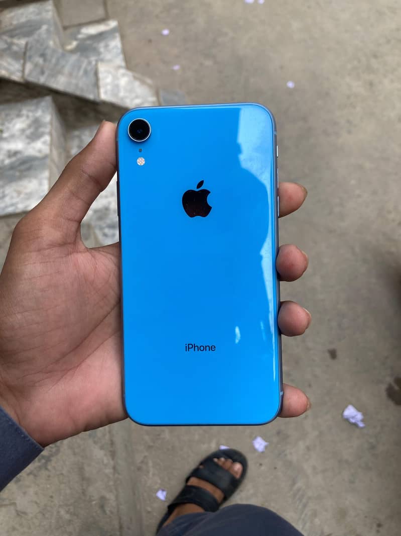 iphone xr 1