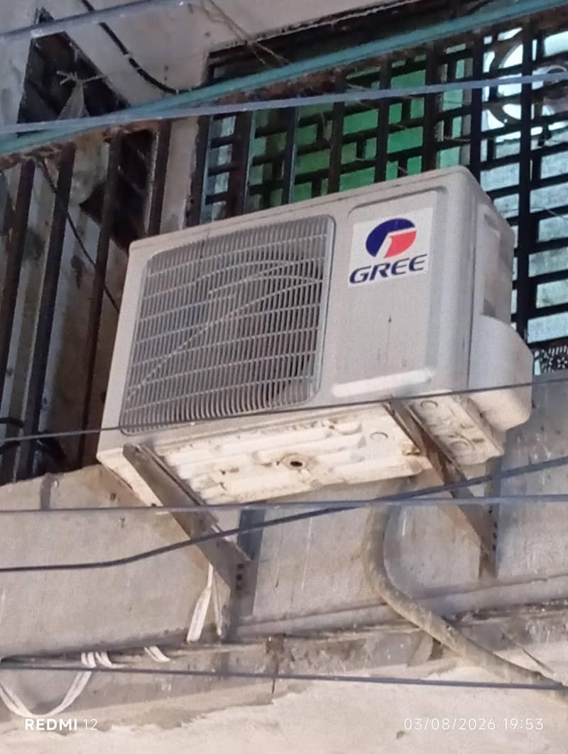 gree split AC 0