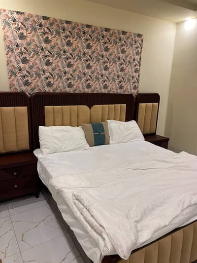 One BHK per day weekly monthly short stay for rent