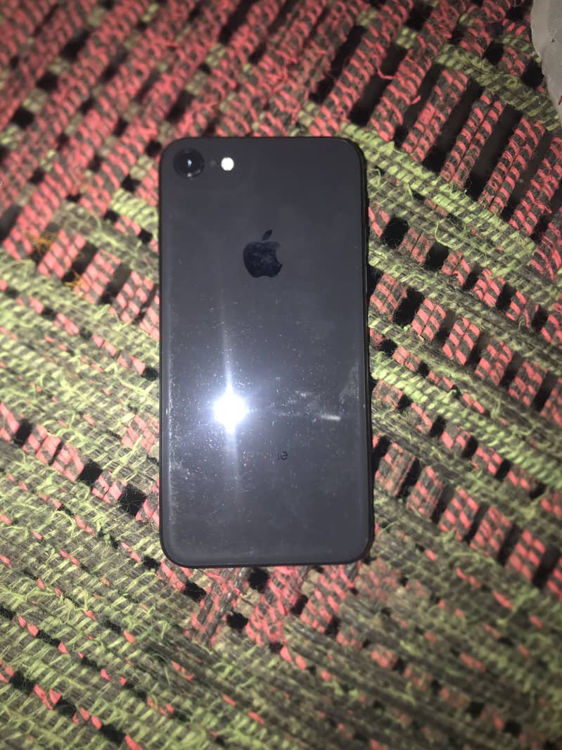 Apple iPhone 8 4