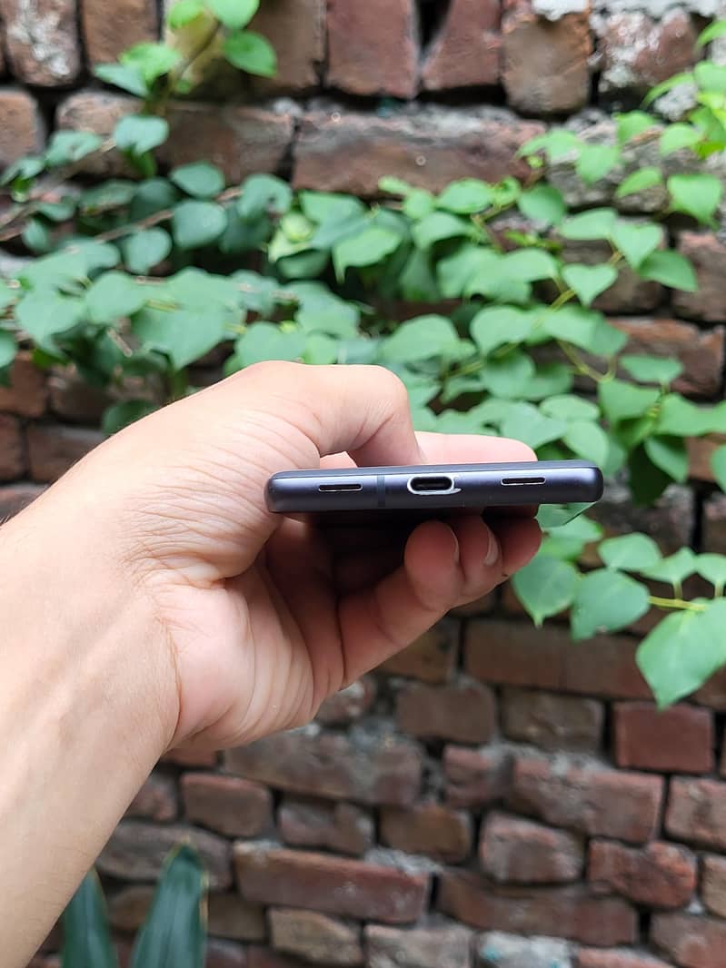 Google Pixel 7a 4