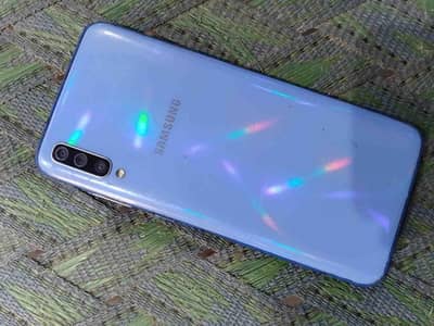 Samsung Mobile A70