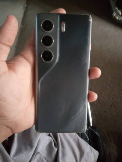 Tecno CAMON 40 Pro