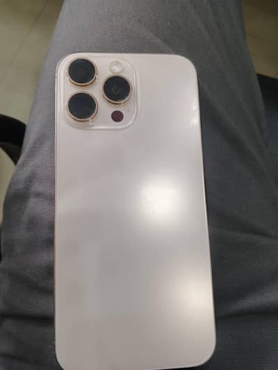 Apple iPhone 16 Pro Max