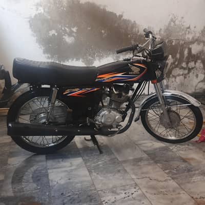 125 2017 model sialkot