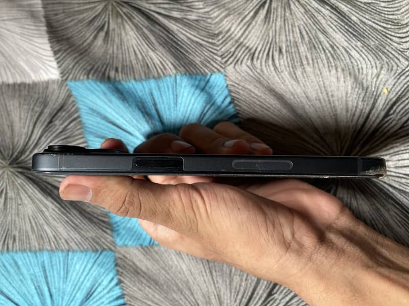 Apple iPhone 15 2