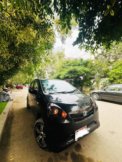 Daihatsu Mira 2013