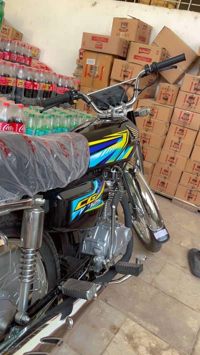 Brand new CG 125 black color