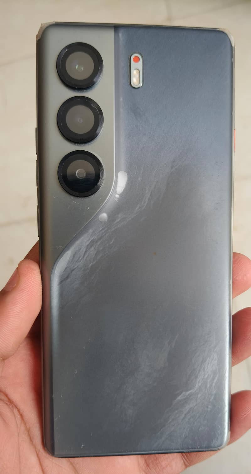 Tecno CAMON 40 Pro 5