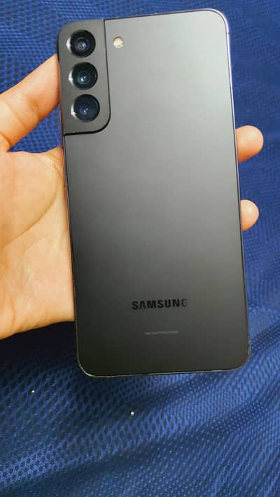 Samsung Mobile S22 Plus