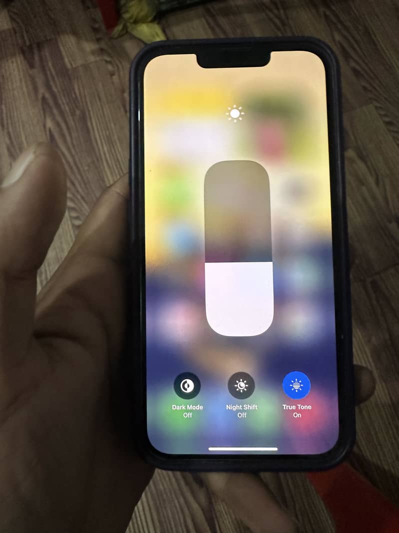 Apple iPhone 13 5