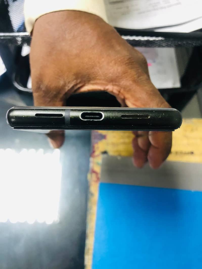Google Pixel 6 10